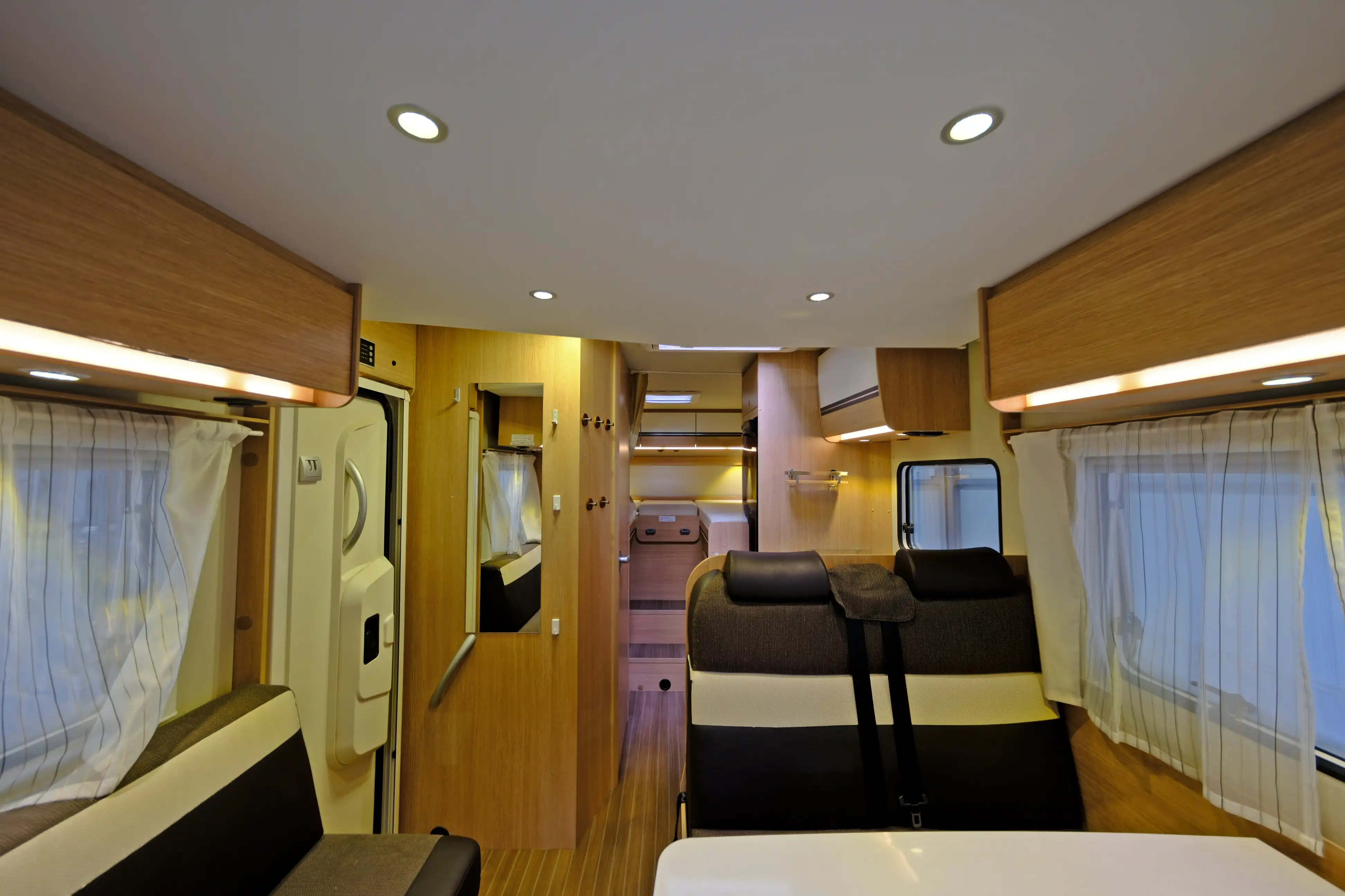SUNLIGHT T 67